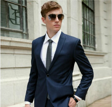 商务修身西装定制