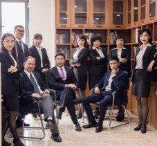 办公室职业装定制厂家