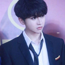 范冰冰吐槽范丞丞长相，范丞丞穿西装反转这个说法