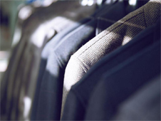 怎么选择适合自己的定制西服