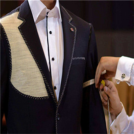 职业装为什么要量体定做