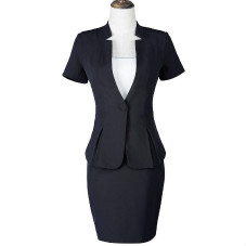 女士正装定制与职业装的差别