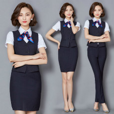 女性职业装定制怎么搭配才好看