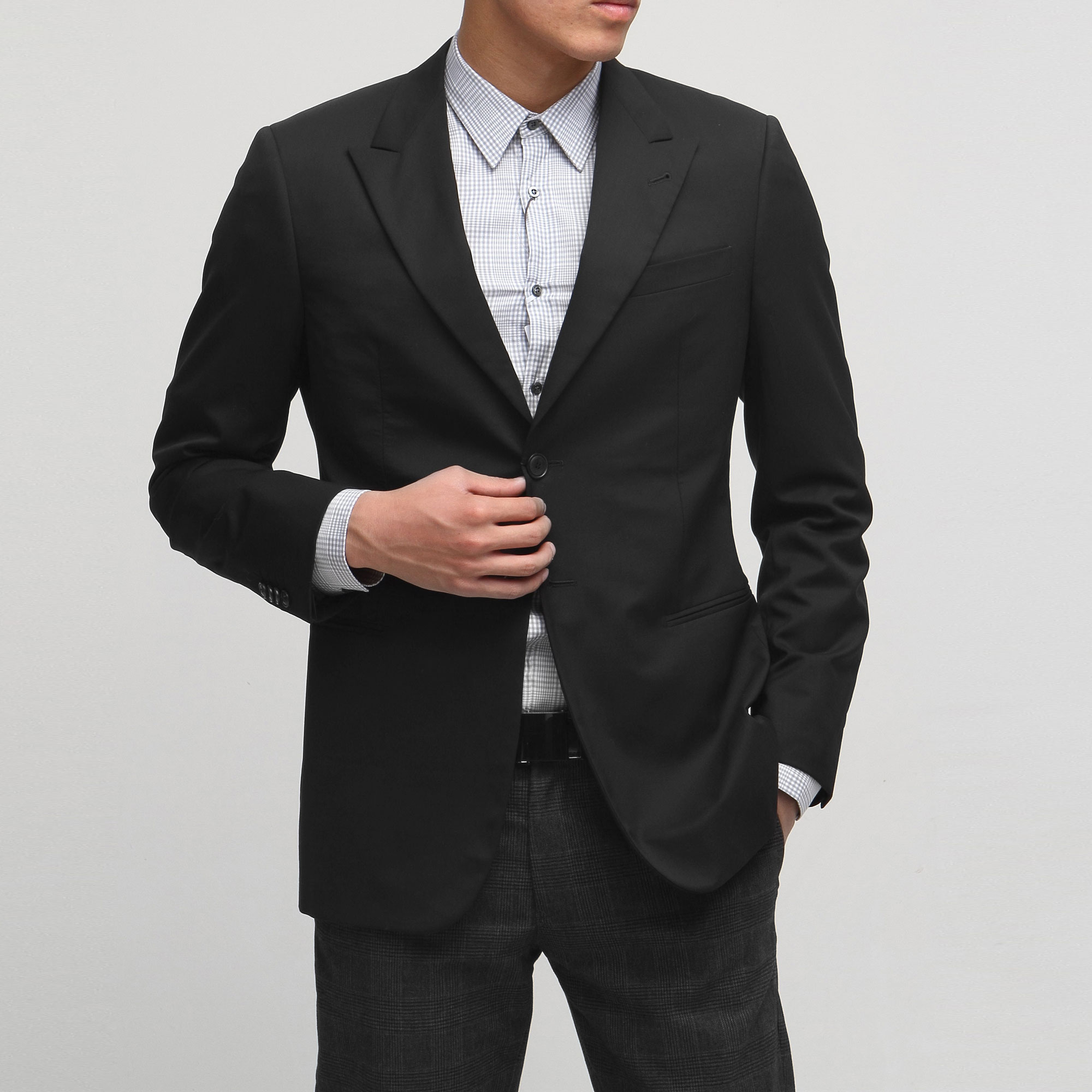 黑色西装定制搭配