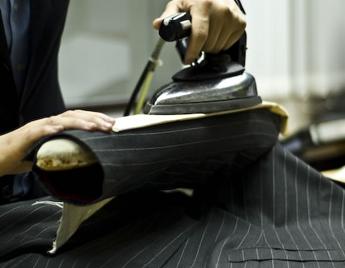 职业装定制的熨烫方法