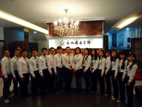 正装和职业装的区别