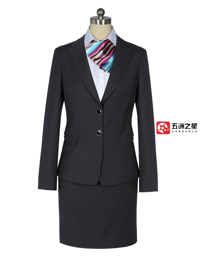 影响西装定制的价格因素