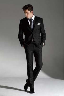 五洲之星男士定制西装保养技巧