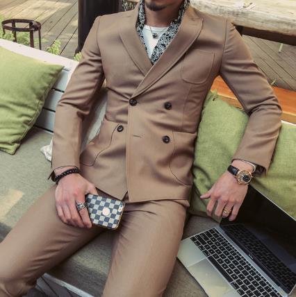 湖北西装定制批发搭配技巧