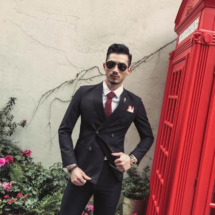 湖北西装定制批发搭配技巧