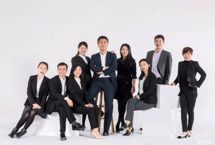 定制的西装好吗