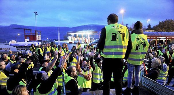 法国的“黄马甲”抗议