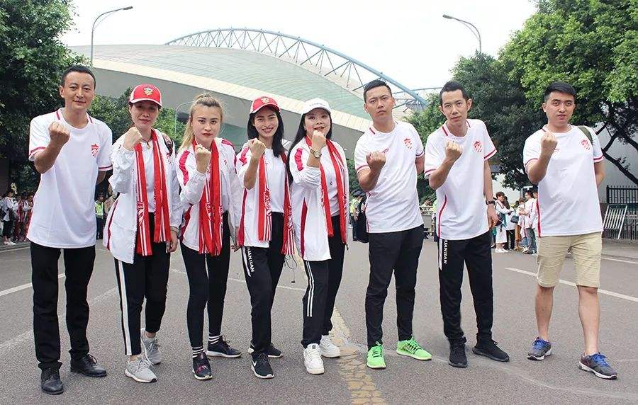 保健品行业工服定做