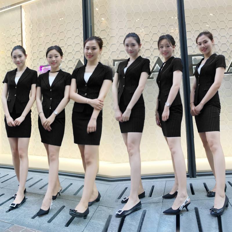 夏季女士职业套装定做