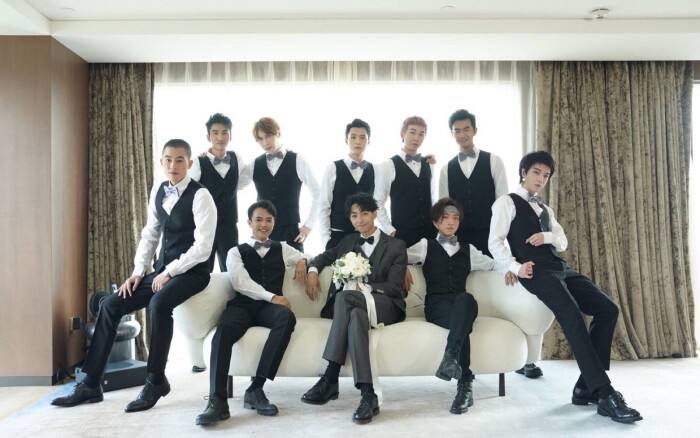 新郎西装定制怎么搭配好