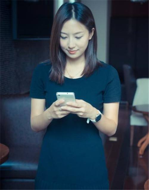 互联网公司工作服与员工气质相符