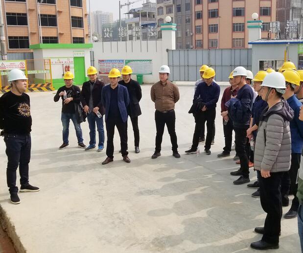 安全帽颜色级别